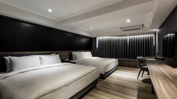 Dundyner, minibar (inkludert), blendingsgardiner og lydisolert