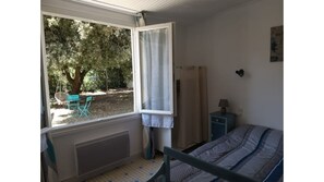 3 chambres, fer et planche Ă repasser, Wi-Fi gratuit