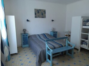 3 chambres, fer et planche à repasser, Wi-Fi gratuit