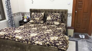 3 camere, ferro/asse da stiro, Wi-Fi gratuito, lenzuola