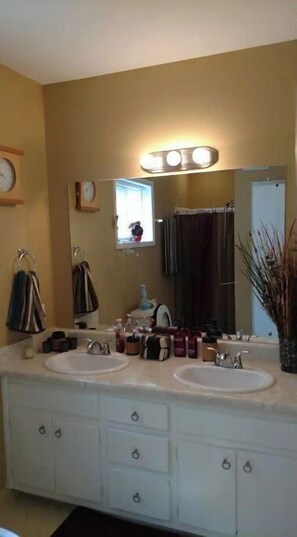 Kombination af bruser/badekar