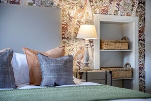 Deluxe King Room | 獨特裝潢、布置獨特、熨斗/熨衣板、免費無線上網