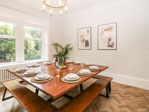 Fridge, dishwasher, electric kettle, toaster - Springdale House (Buxton)