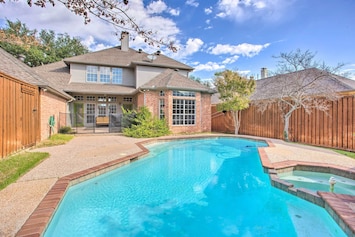 Plano Vacation Rental | 4BR | 3BA | 3,103 Sq Ft | Step-Free Access