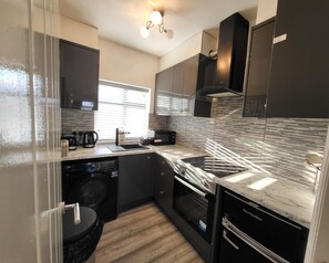 Leilighet | Eget kjøkken | Kjøleskap, mikrobølgeovn, ovn og kokeplater