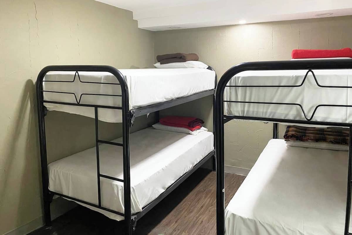 Free WiFi, bed sheets