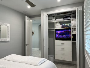 3 chambres, fer et planche à repasser, Wi-Fi gratuit, draps fournis