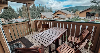 The Grizzly Hideaway