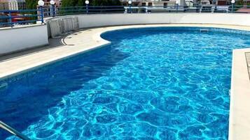 Apartment | Pool | Indoor pool