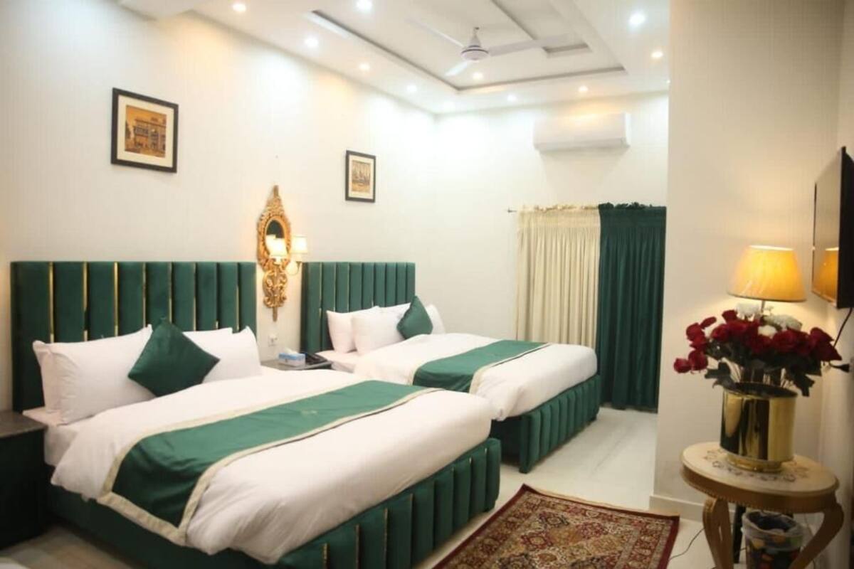 Deluxe Triple Room