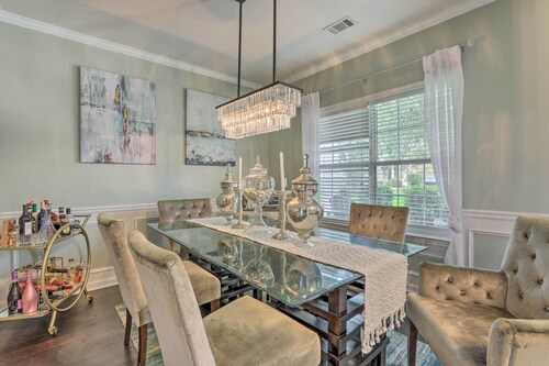 Snellville Abode < 9 Mi to Stone Mtn Park!