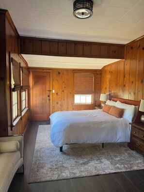 4 Schlafzimmer, Schreibtisch, Bügeleisen/Bügelbrett, kostenloses WLAN