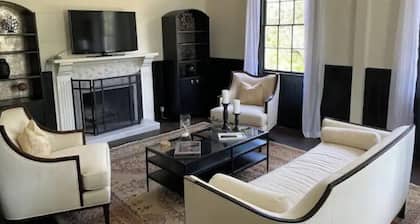 Charming Farmhouse in Carmel Valley