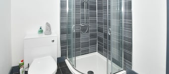 Townhouse @ Eastwood Place Stoke