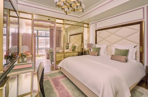 Literie hypoallergénique, minibar, coffres-forts dans les chambres