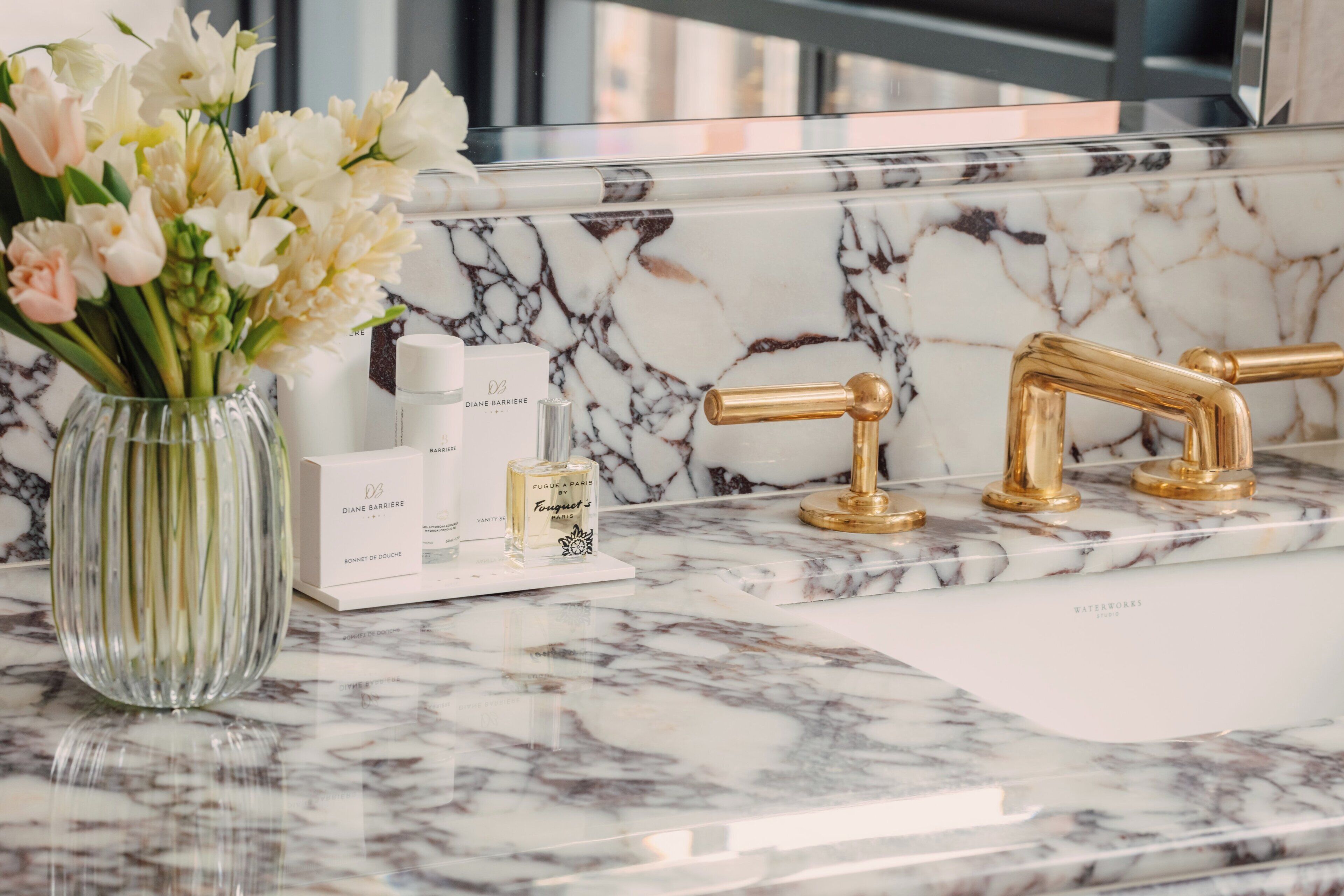 Bathroom amenities