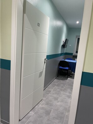 Triple Room, Private Bathroom, Garden View | Individually furnished, desk, laptop workspace, blackout drapes - Pension Waldau (Kassel)