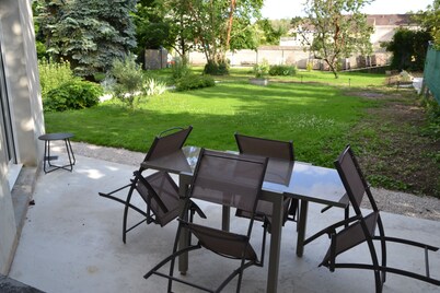 Peaceful accommodation in a private garden for 2-4 people, with private enclosed parking.