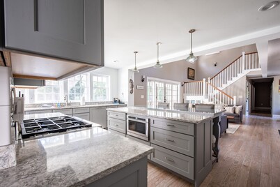 6 Bedroom 6.5 Baths Heated In-ground Pool Located in Dock Square!