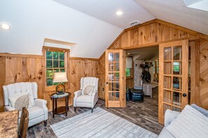 Smart TV, fireplace, video games, Netflix