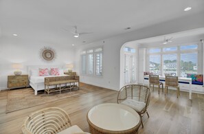 5 bedrooms, iron/ironing board, free WiFi