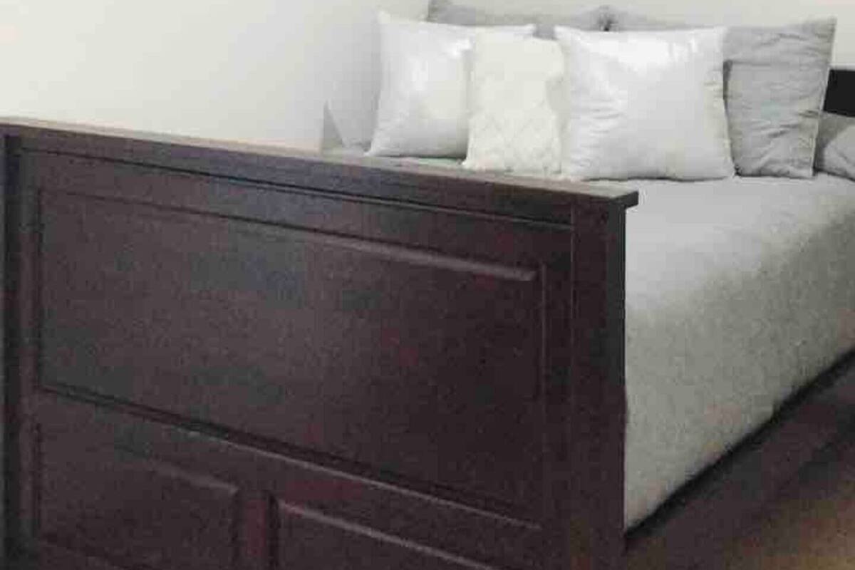 Condo ejecutivo | 2 habitaciones, muebles diferentes, wifi gratis y ropa de cama