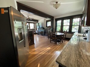Dining - Luxury Point Breeze with Off-street Parking (Pittsburgh)