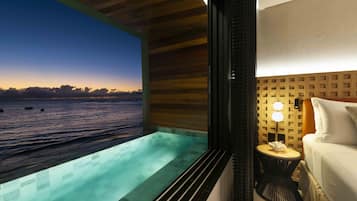 Quarto Luxo Vista Mar com Piscina Particular | 迷你吧、客房內保險箱、筆電工作空間、免費無線上網
