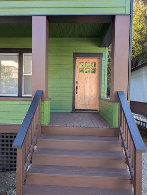Exterior detail - Cozy, remodeled townhome retreat in downtown Historic Wallace! (Wallace)