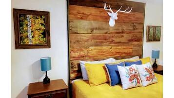 1 bedroom, iron/ironing board, free WiFi, bed sheets