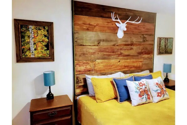 1 dormitorio, tabla de planchar con plancha, wifi gratis y ropa de cama