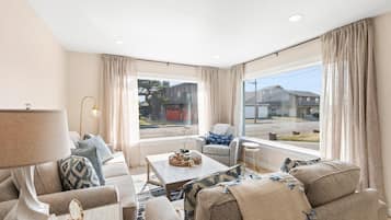 Smart TV, table football, ping pong