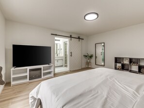 4 habitaciones, tabla de planchar con plancha y wifi gratis