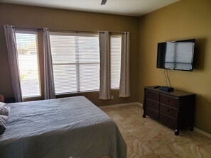 4 habitaciones, escritorio, wifi gratis y ropa de cama 