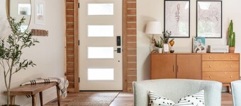 Newly Remodeled True Log Cabin | Fire Pit | Bike In-Bike Out