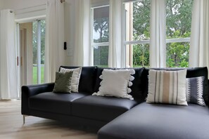 Smart TV - La Dolce Vita Villa (Port St. Lucie)