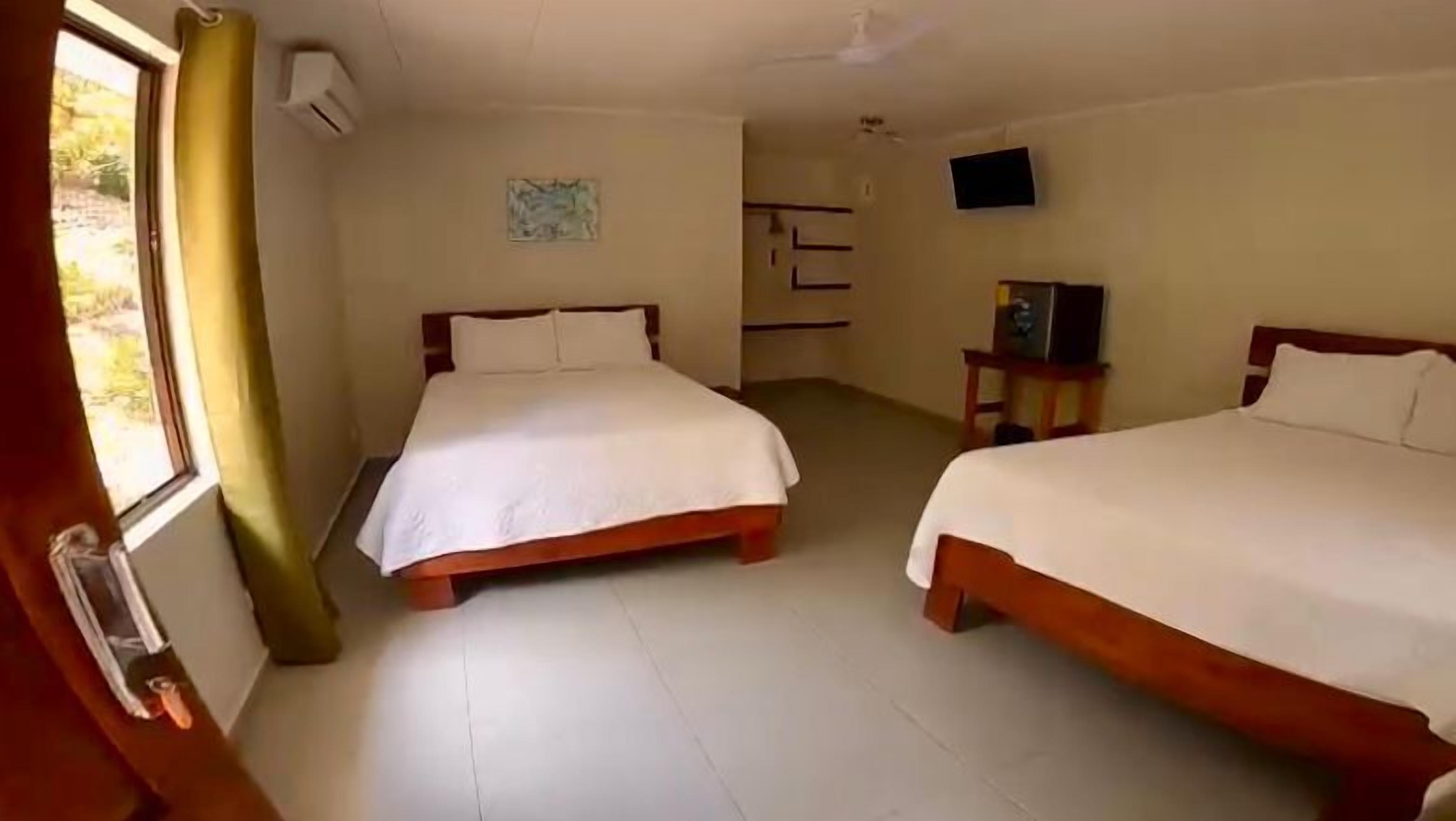 デラックス ダブルルーム | ピロートップベッド、セーフティボックス (室内)、客室ごとに異なる装飾、客室ごとに異なるインテリア