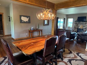 Dining - Family Mountain Getaway (Grand Lake)