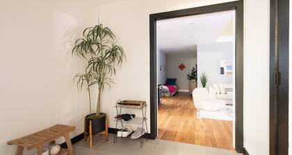 Classy 2BR/1,5BA Boutique at Flushing!