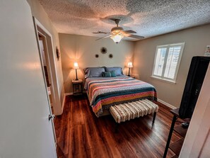 2 sovrum, strykjärn/strykbräda, gratis wi-fi och sängkläder