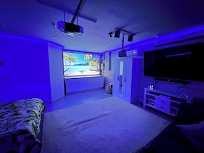 3 chambres, bureau, fer et planche à repasser, Wi-Fi gratuit