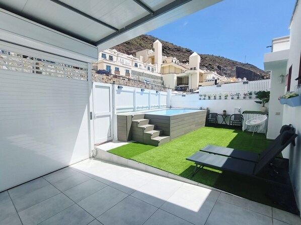 Indoor pool, a heated pool