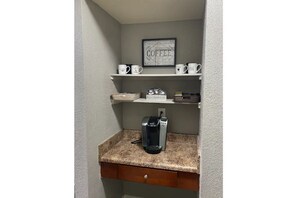 Interior - Cozy Apt w/ Free Parking & Fast Wi-Fi (Marietta)