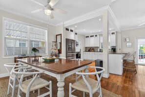 Fridge, microwave, oven, stovetop - Miramar Villa by Rove Travel | Heated Pool, Beach (West Palm Beach)