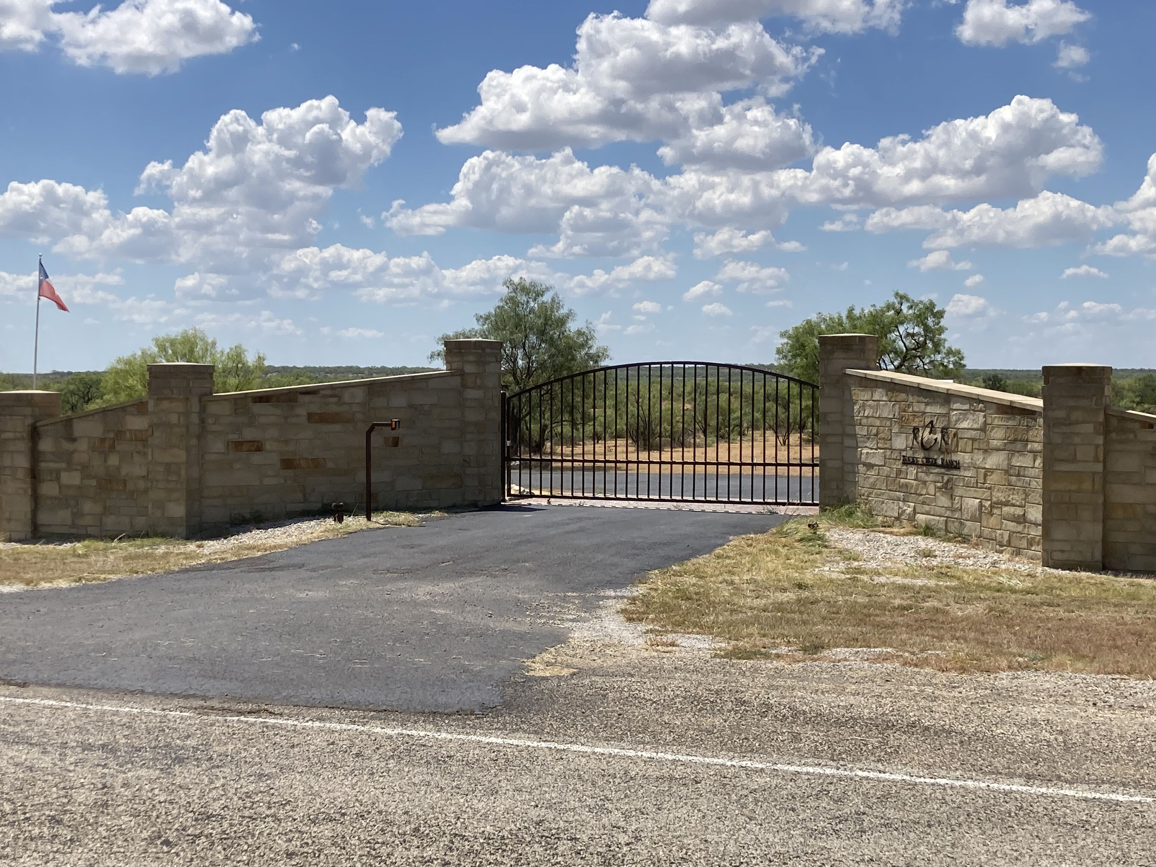 The Farmhouse at Rocky Creek Ranch