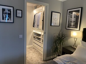 4 Schlafzimmer, Bügeleisen/Bügelbrett, WLAN