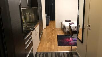 Apartment, 2 Twin Beds | 1 bedroom, free WiFi, bed sheets