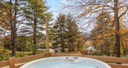 Riverside Tiny House with hot tub near Stowe