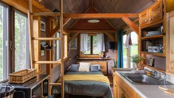 1 soveværelse, skrivebord, Wi-Fi, sengetøj