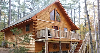 Adirondack Retreat w/ Hot Tub + Outdoor Firepit